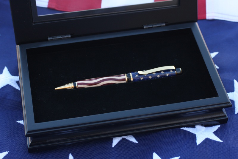 Stars and Strip Wood Enlay Cigar Pen /w Case